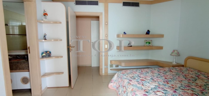 Apartamento à venda com 3 quartos, 176m² - Foto 6