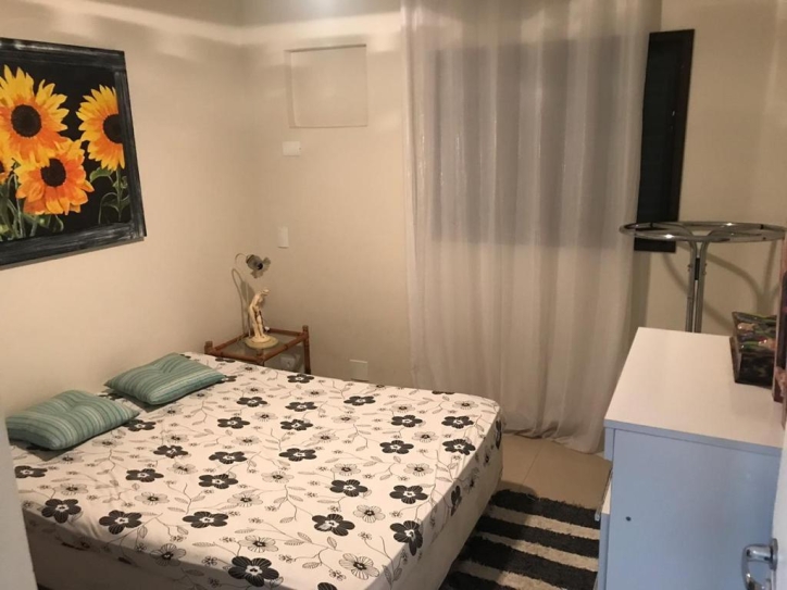 Apartamento à venda com 3 quartos, 200m² - Foto 4