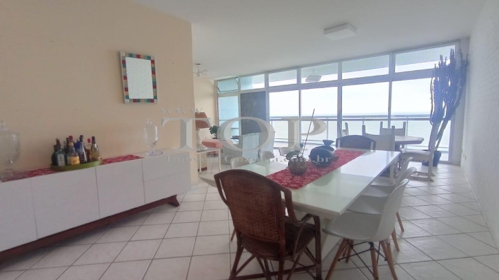 Apartamento à venda com 3 quartos, 97m² - Foto 4