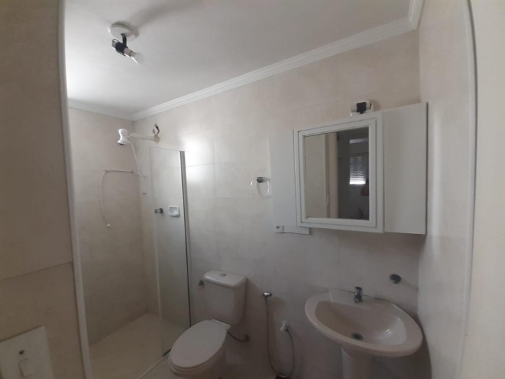 Apartamento à venda com 2 quartos, 70m² - Foto 9