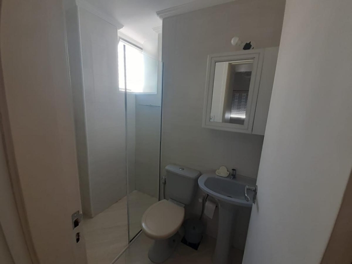 Apartamento à venda com 2 quartos, 70m² - Foto 10