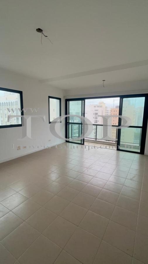 Apartamento à venda com 3 quartos, 140m² - Foto 1