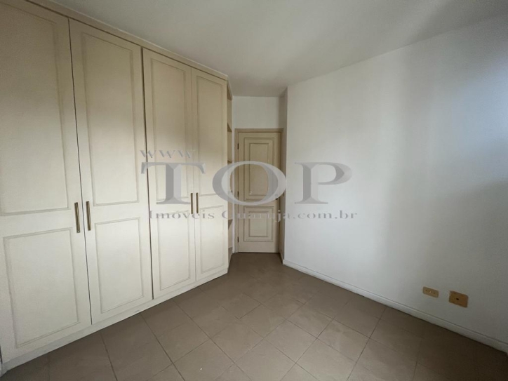 Apartamento à venda com 3 quartos, 140m² - Foto 2