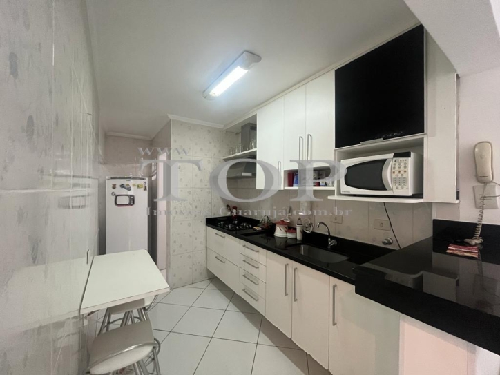 Apartamento à venda com 2 quartos, 77m² - Foto 15