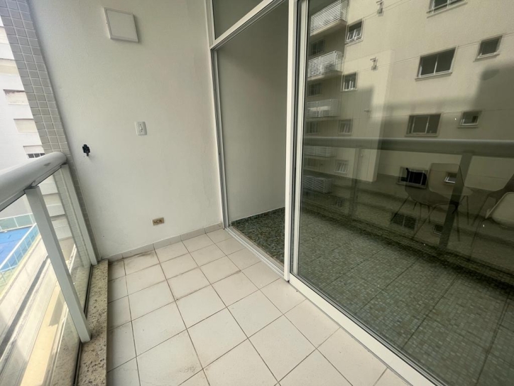 Apartamento à venda com 4 quartos, 105m² - Foto 1