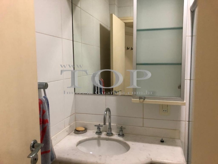 Apartamento à venda com 3 quartos, 165m² - Foto 23