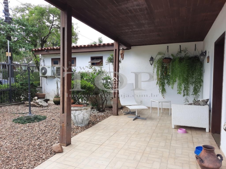 Casa à venda com 5 quartos, 500m² - Foto 9