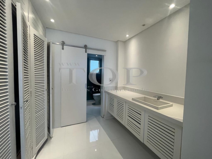 Apartamento para alugar com 3 quartos, 160m² - Foto 14