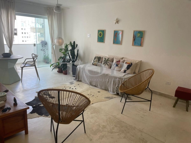 Apartamento à venda com 2 quartos, 78m² - Foto 3