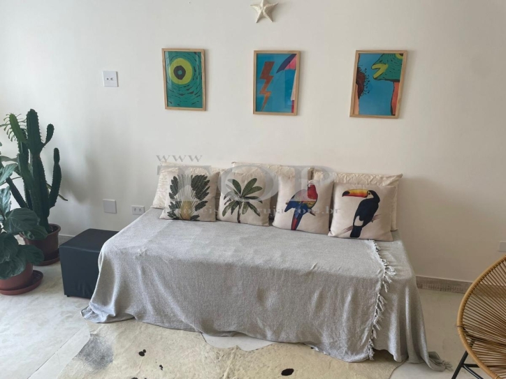 Apartamento à venda com 2 quartos, 78m² - Foto 4