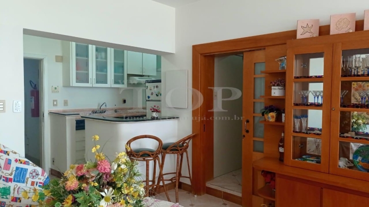 Apartamento à venda com 2 quartos, 73m² - Foto 3