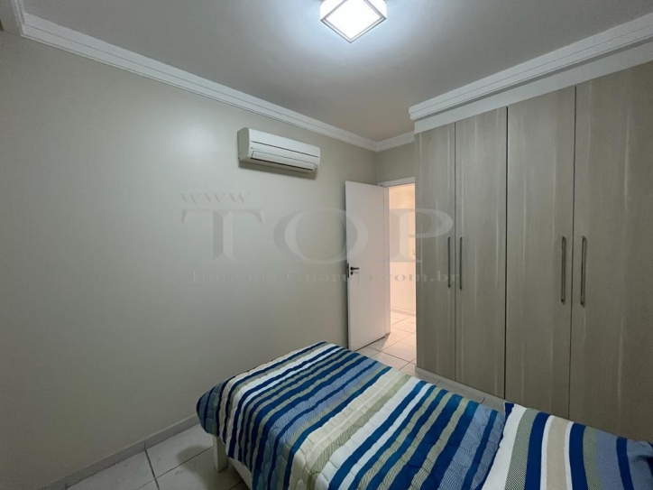 Apartamento para alugar com 3 quartos, 115m² - Foto 12