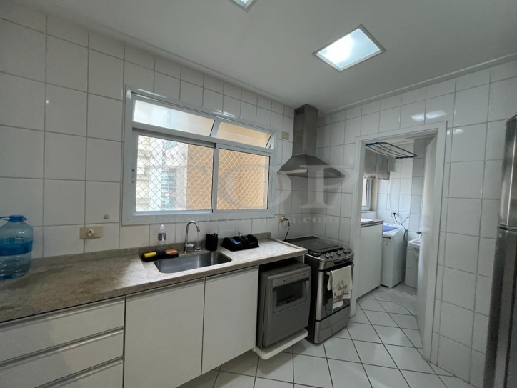 Apartamento para alugar com 3 quartos, 115m² - Foto 16