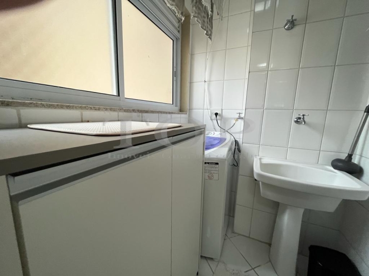 Apartamento para alugar com 3 quartos, 115m² - Foto 18