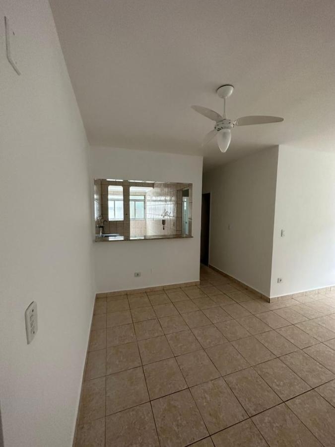 Apartamento à venda com 2 quartos, 70m² - Foto 3