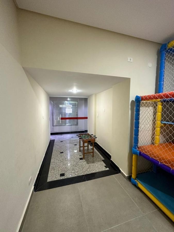 Apartamento à venda com 2 quartos, 70m² - Foto 18