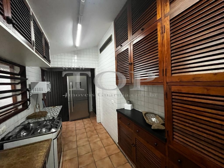 Casa à venda com 4 quartos, 320m² - Foto 21