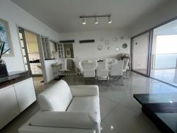 Apartamento Frente Mar para Venda em Guarujá - 5