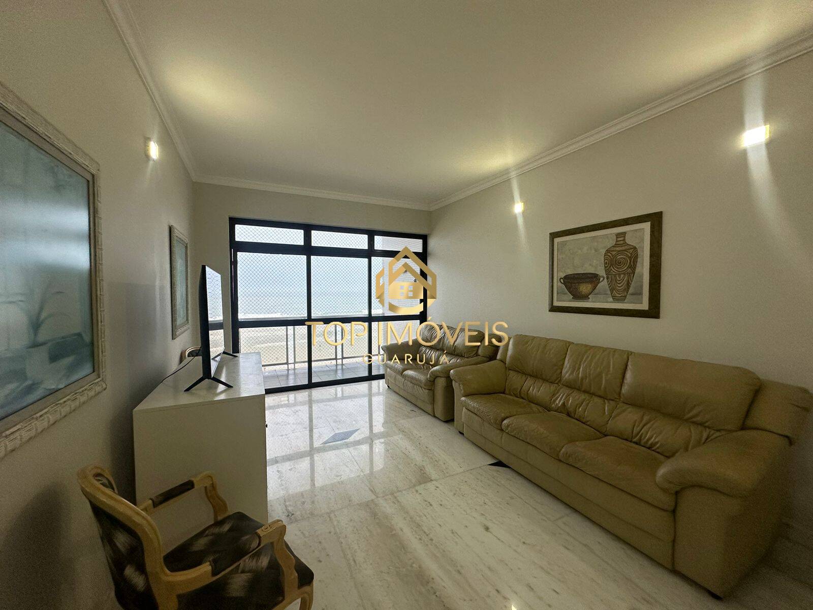 Apartamento à venda com 4 quartos, 188m² - Foto 2