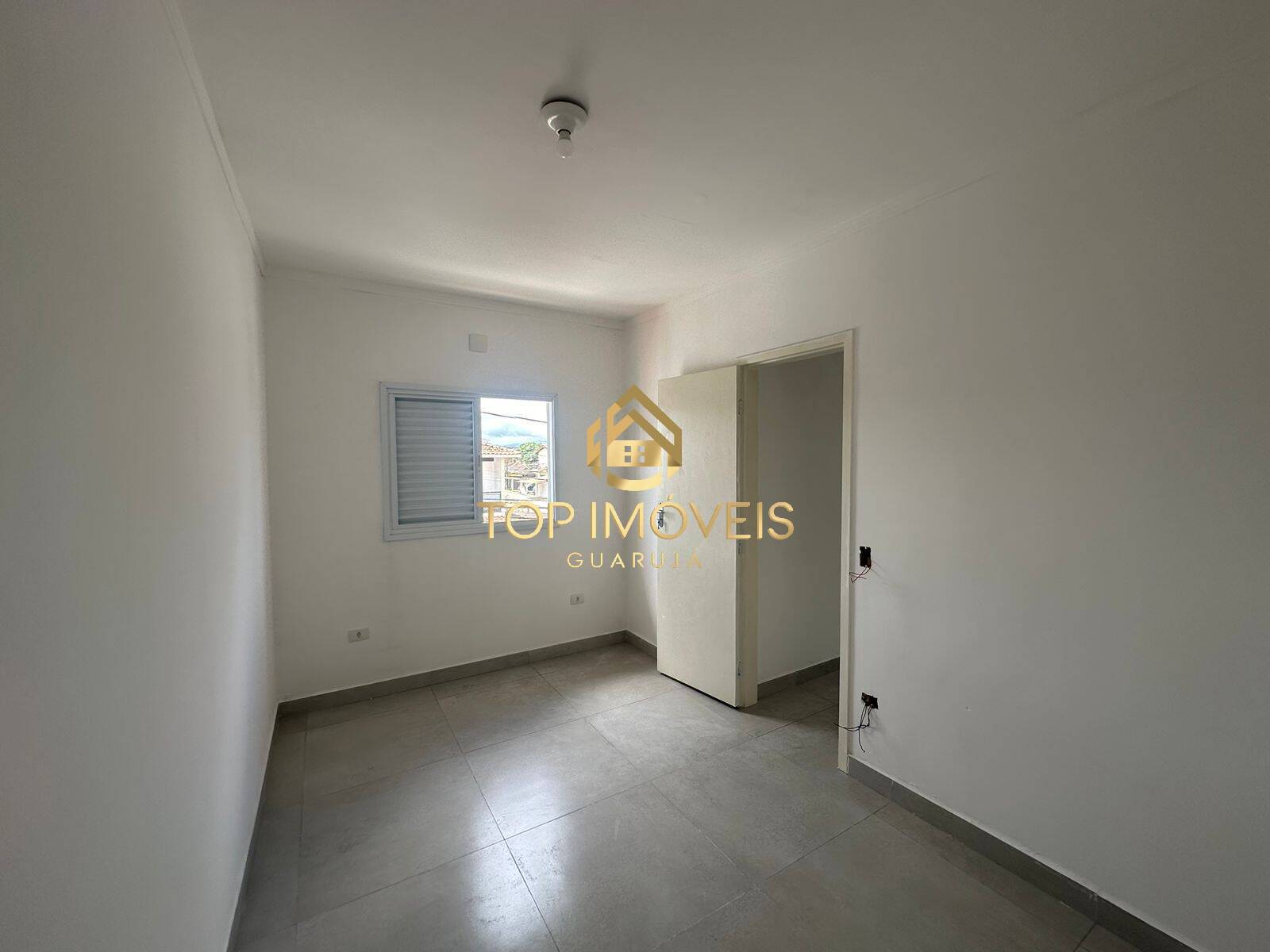 Casa à venda com 2 quartos, 80m² - Foto 9