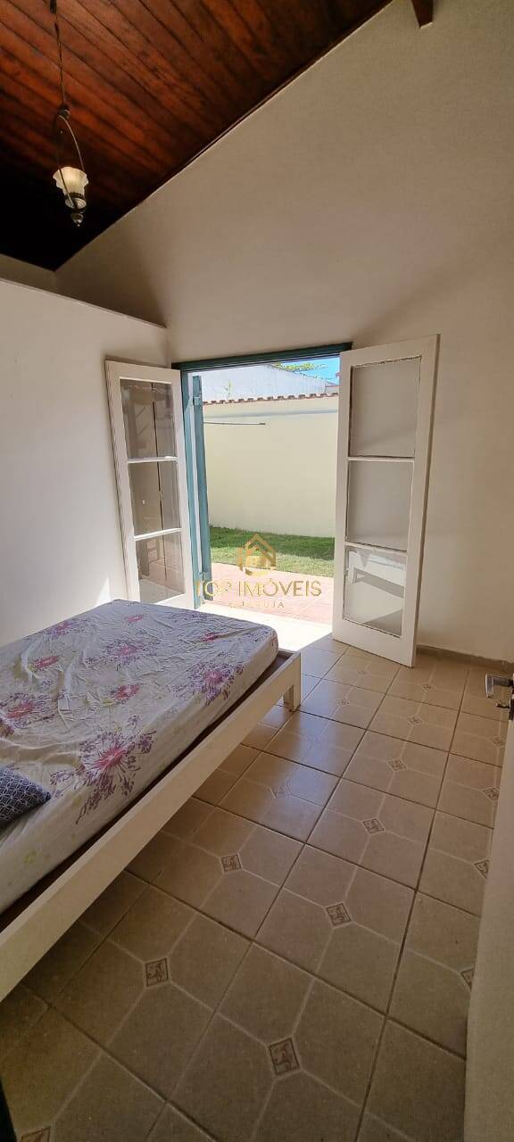 Casa à venda com 3 quartos, 360m² - Foto 16