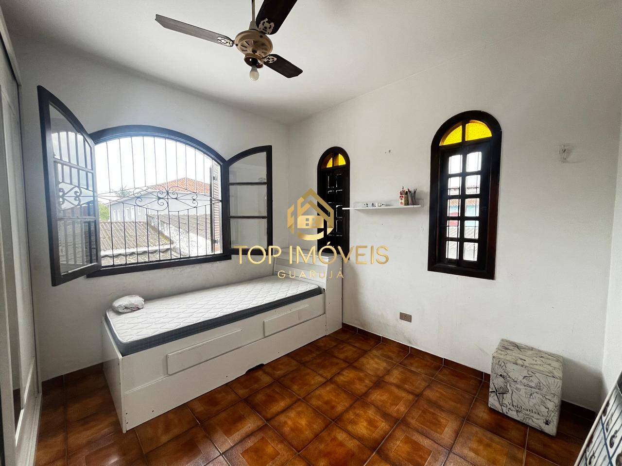 Casa à venda com 3 quartos, 180m² - Foto 14